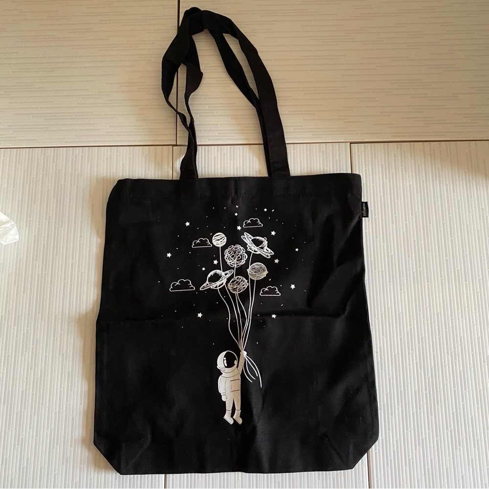 NEW Ecoright Canvas Market Tote Black Zippered Bag Astronaut NASA Artemis Space